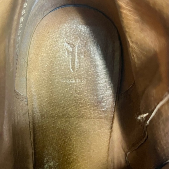 Frye Reina Western Black Leather Ankle Boots With Almond Pointed Toe 
Size 9.5 - Picture 11 of 11